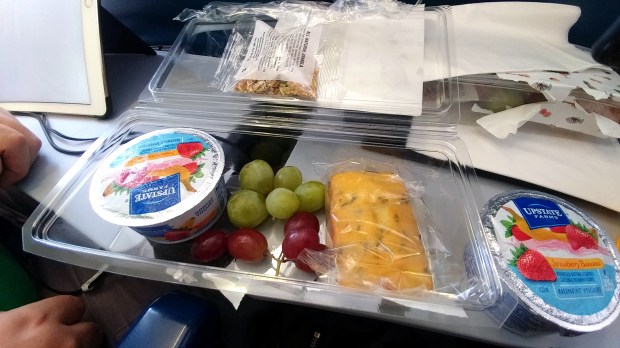 Hawaiian Airlines breakfast box